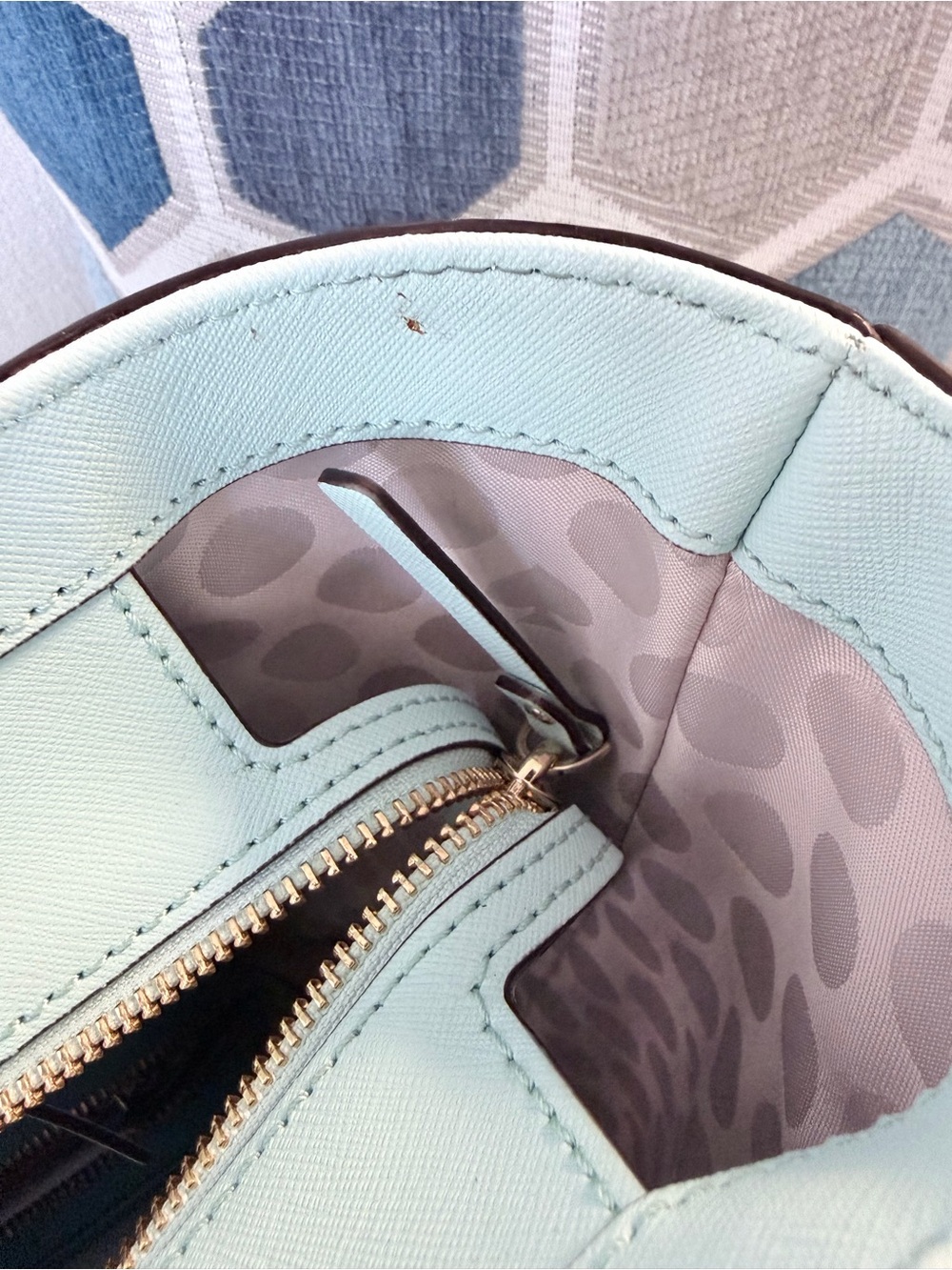 Kate Spade Women’s Cedar Street Harmony Mint Leather Tote with Matching Wallet - Picture 4 of 8